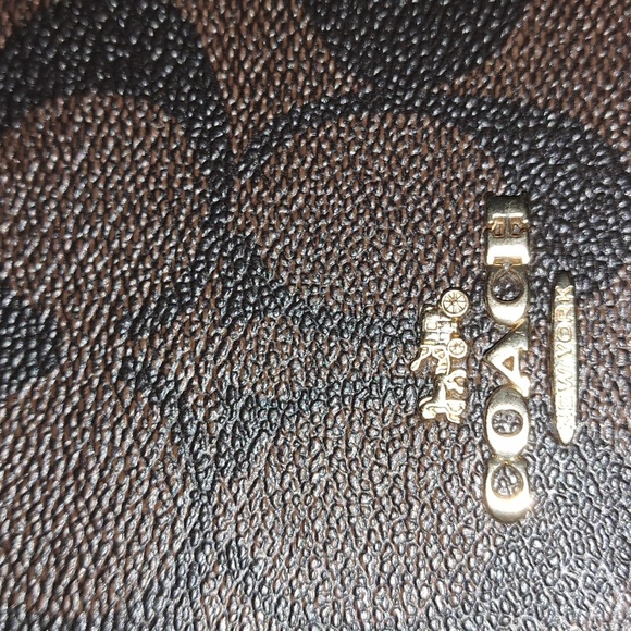 Coach NWTs Signature Black Double Zip Wallet - Picture 6 of 6